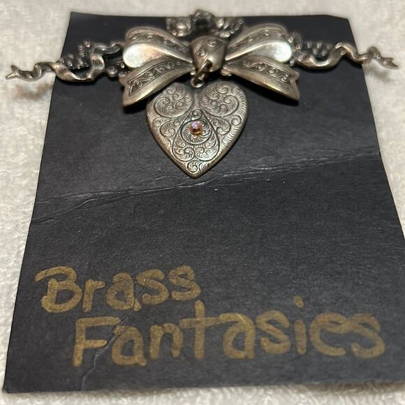 Brass Fantasies Jewelry - Brass Fantasies Heart & Ribbons Pin